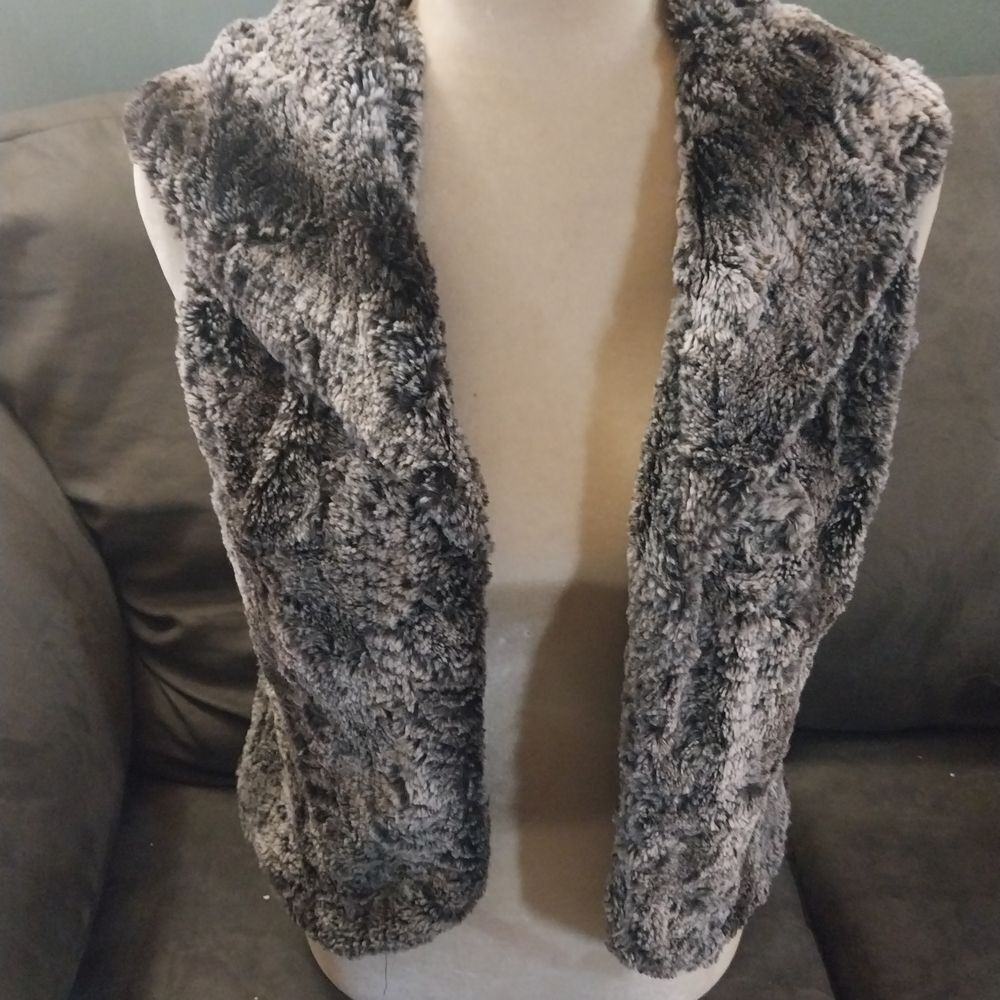 Chelsea & Violet Faux Fur Vest - Brown and Gray